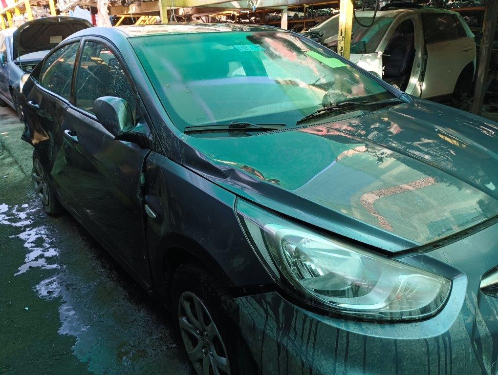  Hyundai ACCENT 2012    EN DESARME